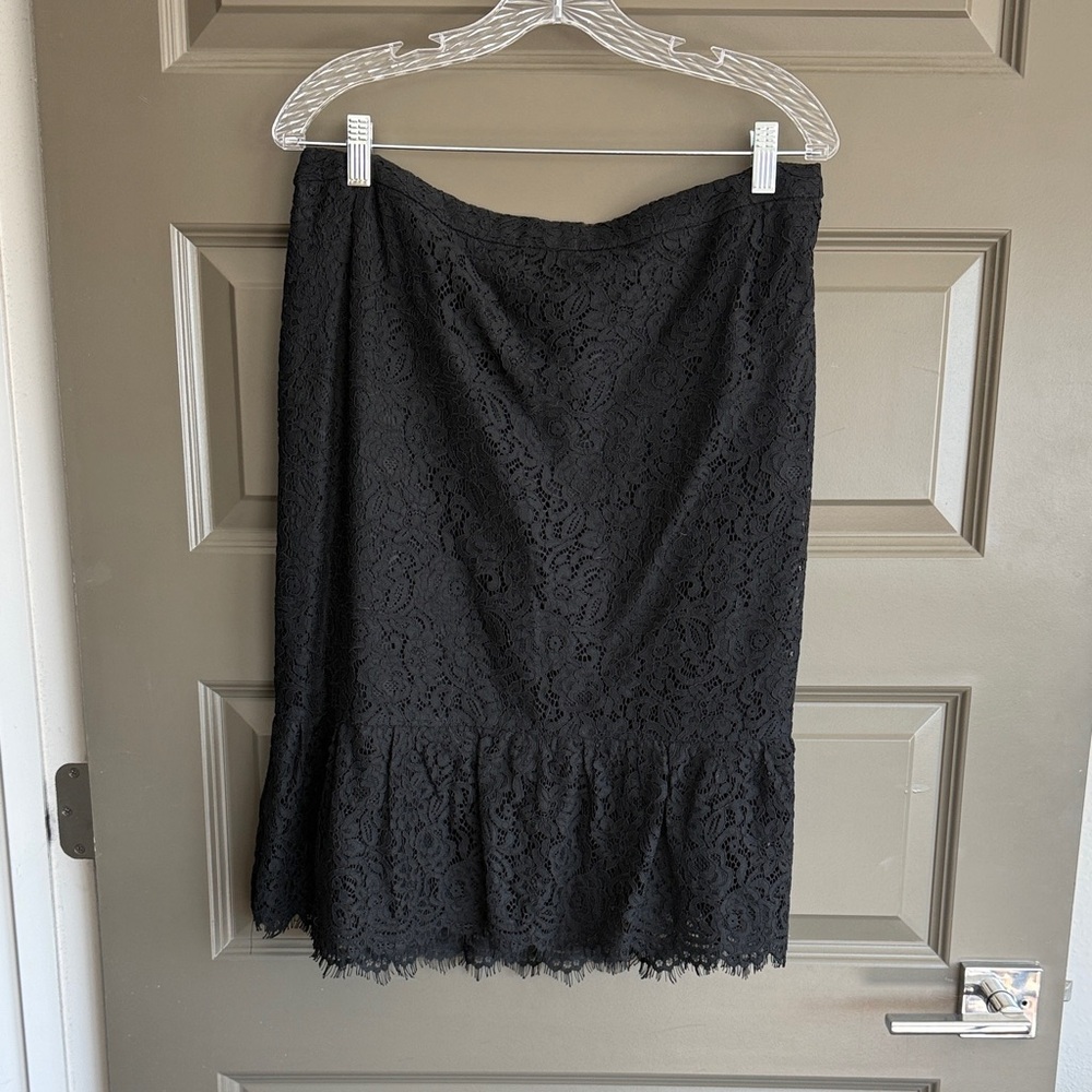 Banana Republic Black Lace Ruffle Hem Women's Skirt